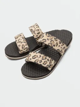 Womens Eco Recliner Slide Sandals - Leopard